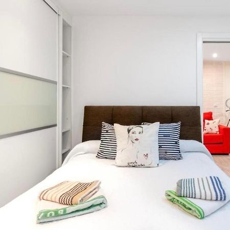 Vialia Apartamentos Suites Màlaga Exteriér fotografie