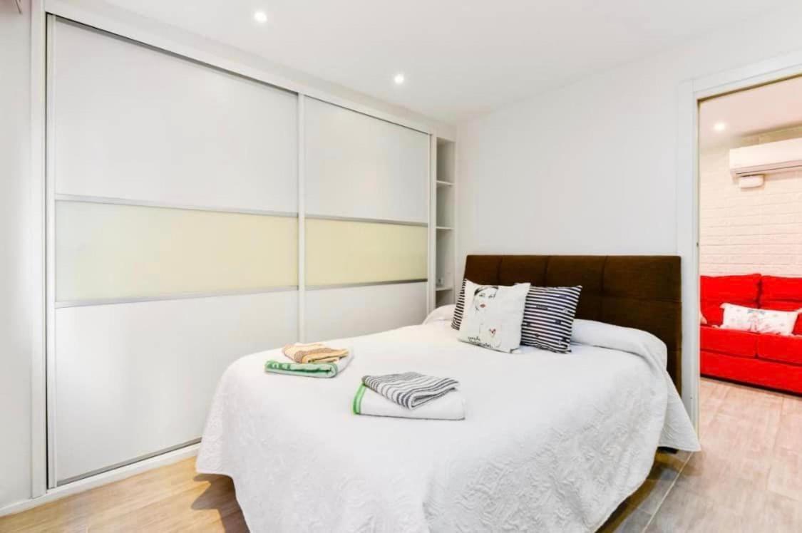 Vialia Apartamentos Suites Màlaga Exteriér fotografie